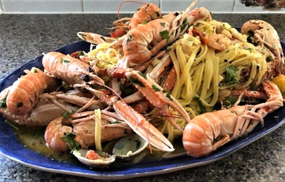 FETTUCCINE AI FRUTTI DI MARE